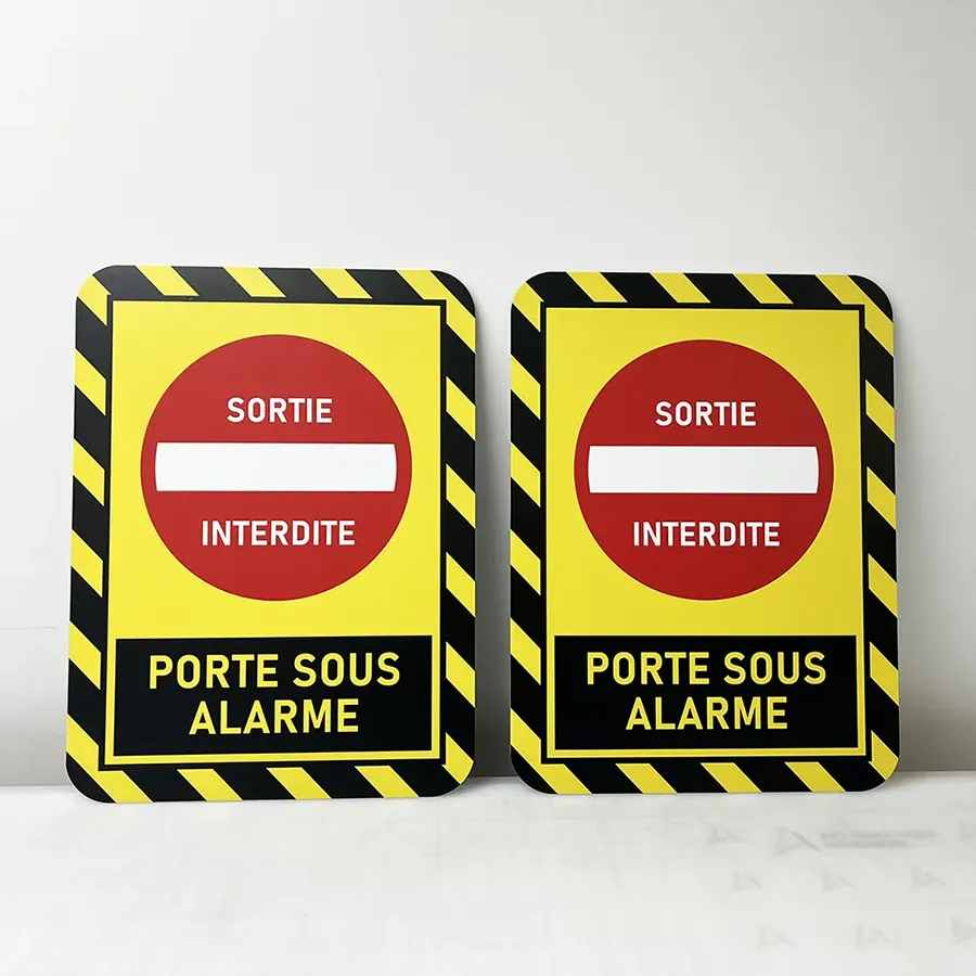 Sortie interdite
