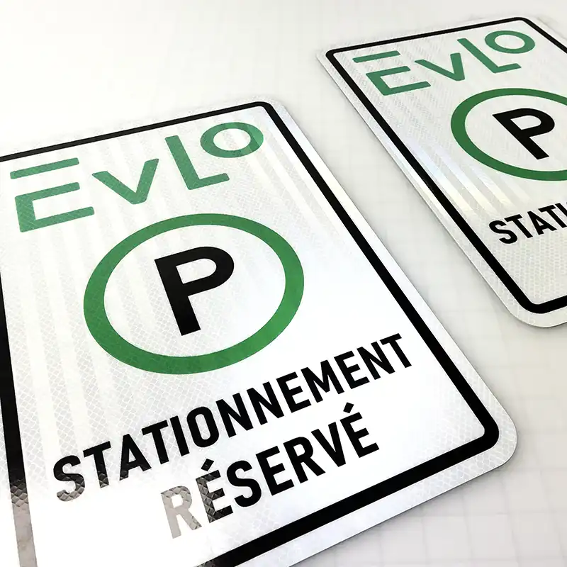 Stationnement réservé aux clients – Image 4